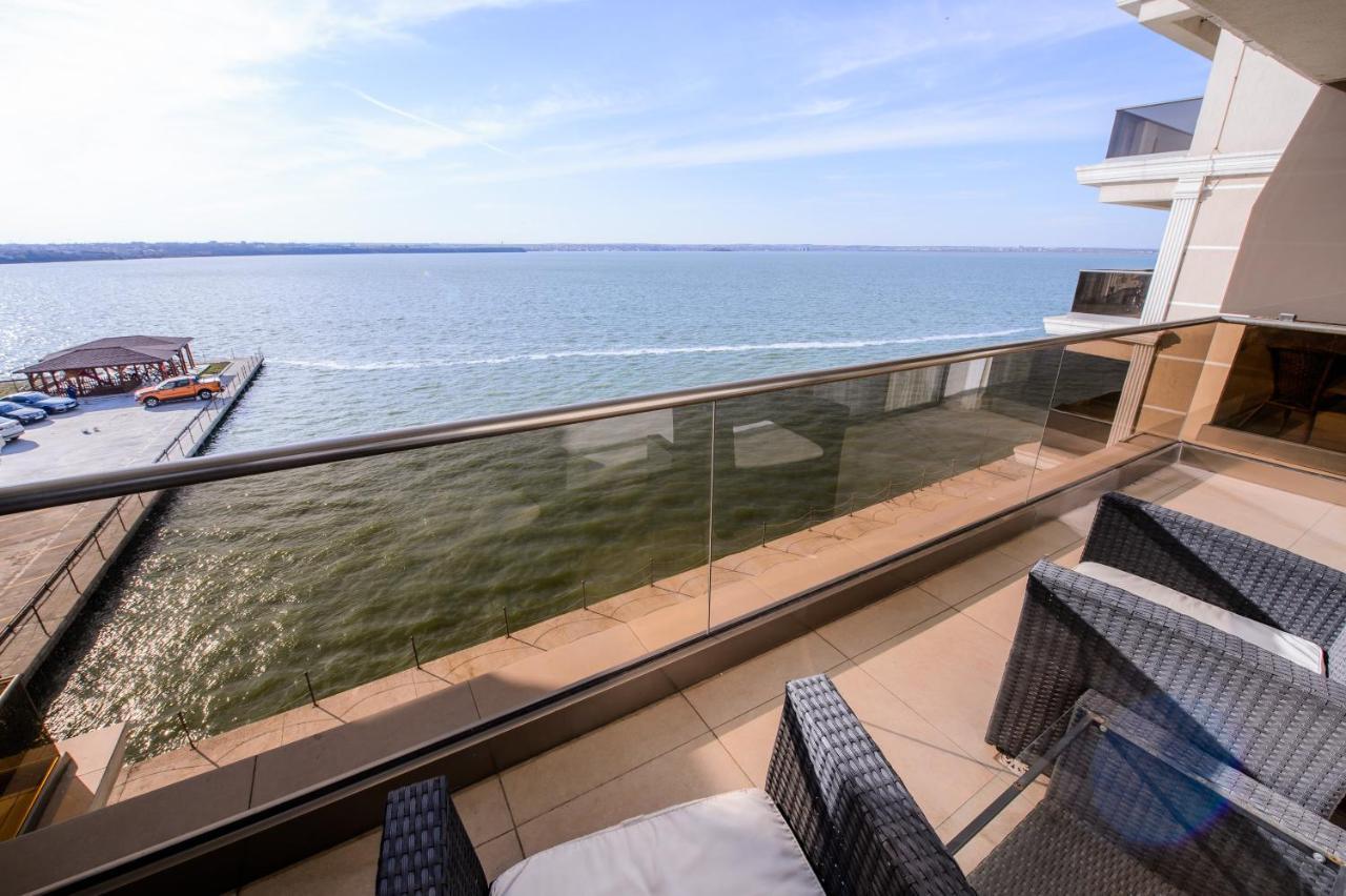 Lake Apartments Solid Мамая Екстер'єр фото