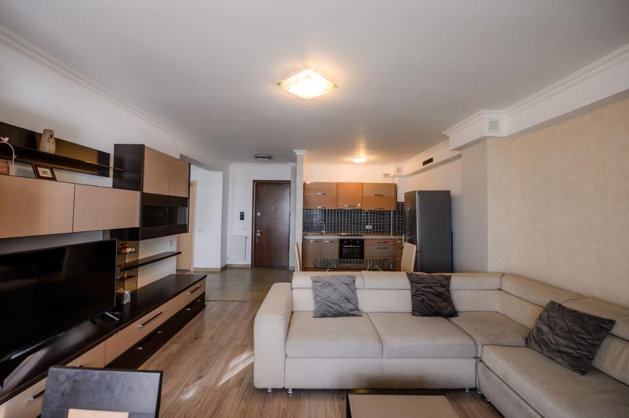 Lake Apartments Solid Мамая Екстер'єр фото