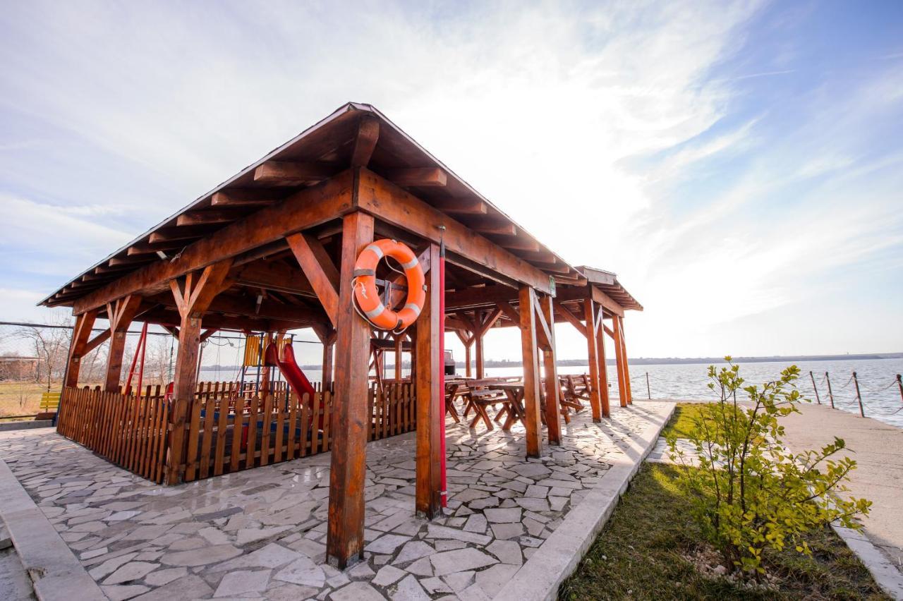 Lake Apartments Solid Мамая Екстер'єр фото